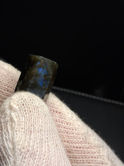 Labradorite tower - natural labradorite - 4.75 cm - hexagon tower - Natural Gems Belgium