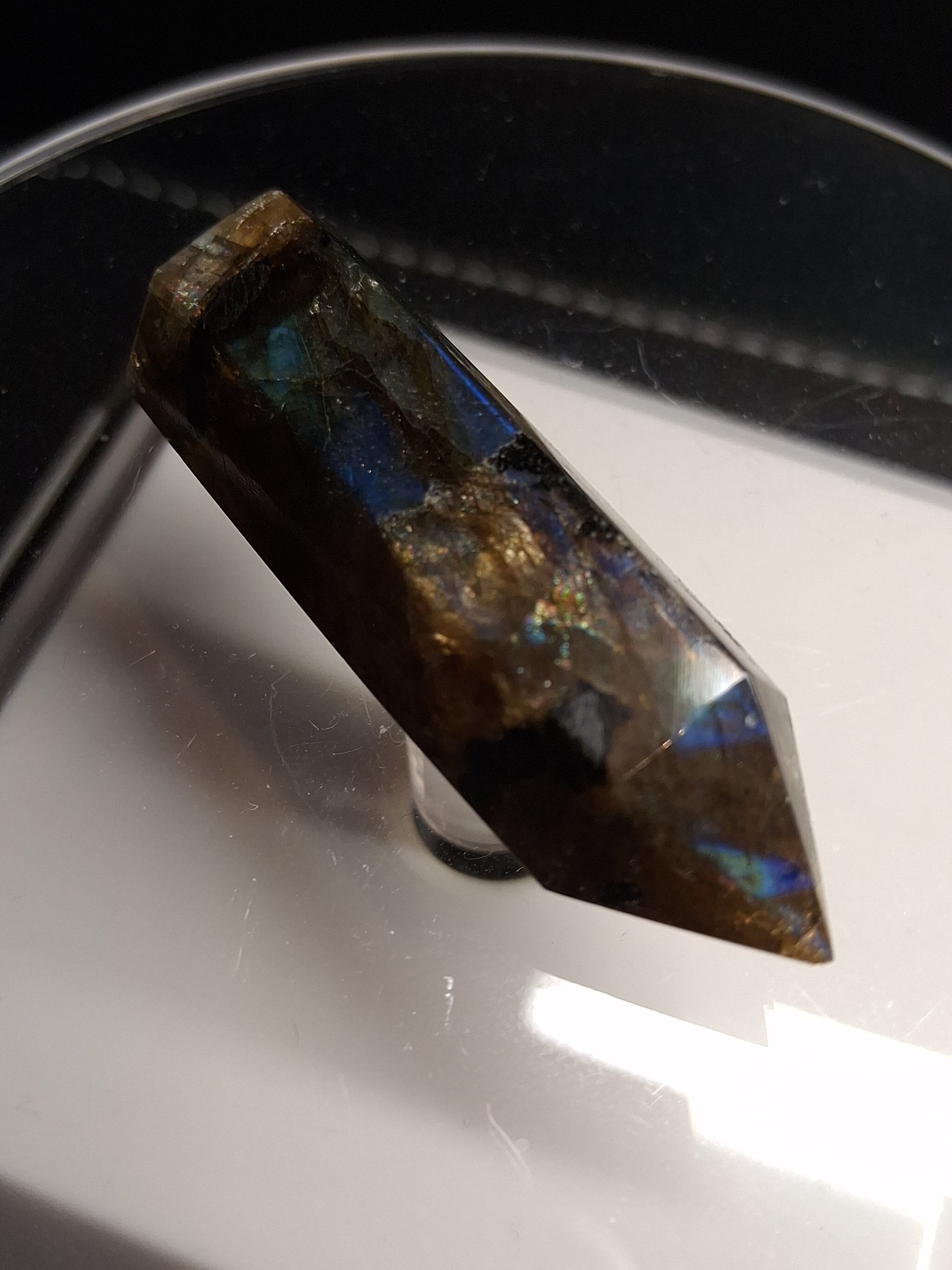 Labradorite tower - natural labradorite - 4.3 cm - hexagon tower - Natural Gems Belgium