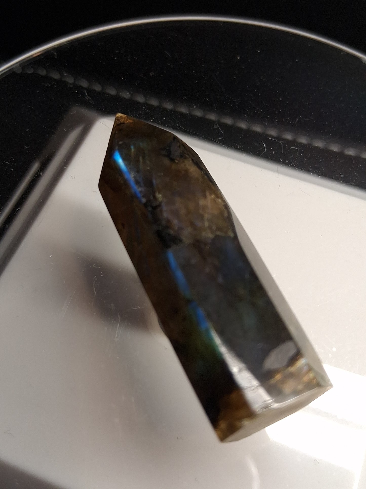 Labradorite tower - natural labradorite - 4.3 cm - hexagon tower - Natural Gems Belgium