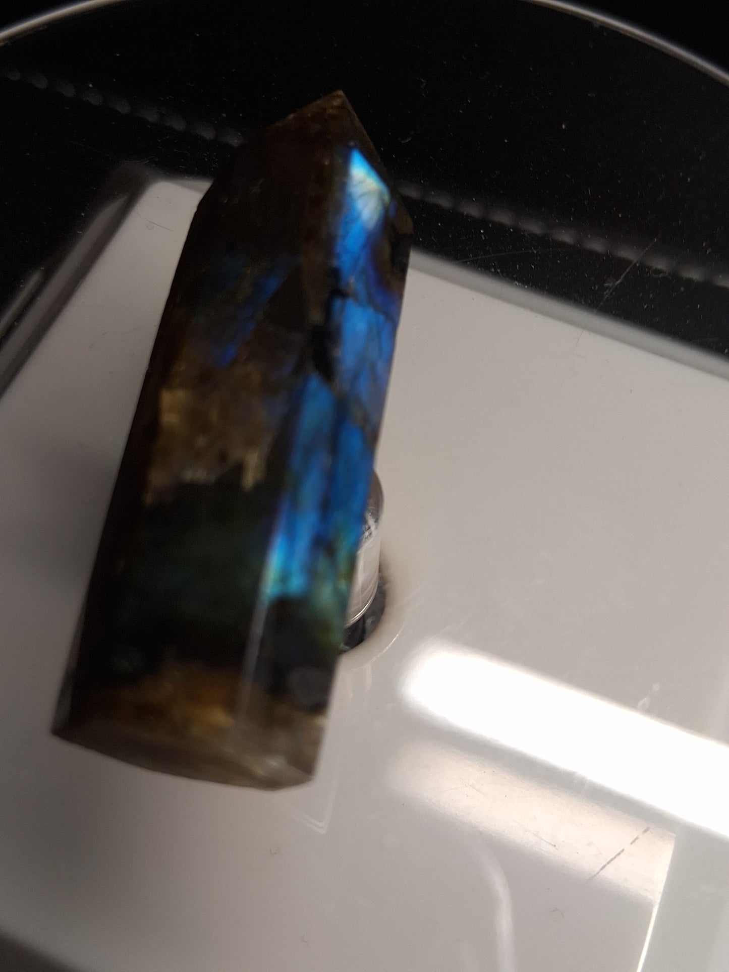 Labradorite tower - natural labradorite - 4.3 cm - hexagon tower - Natural Gems Belgium