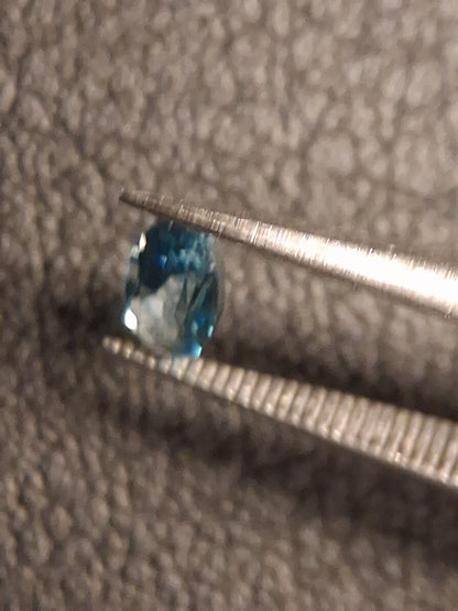 Natural Topaz - London Blue - 0.265 ct - oval - high end jewelry quality - Natural Gems Belgium