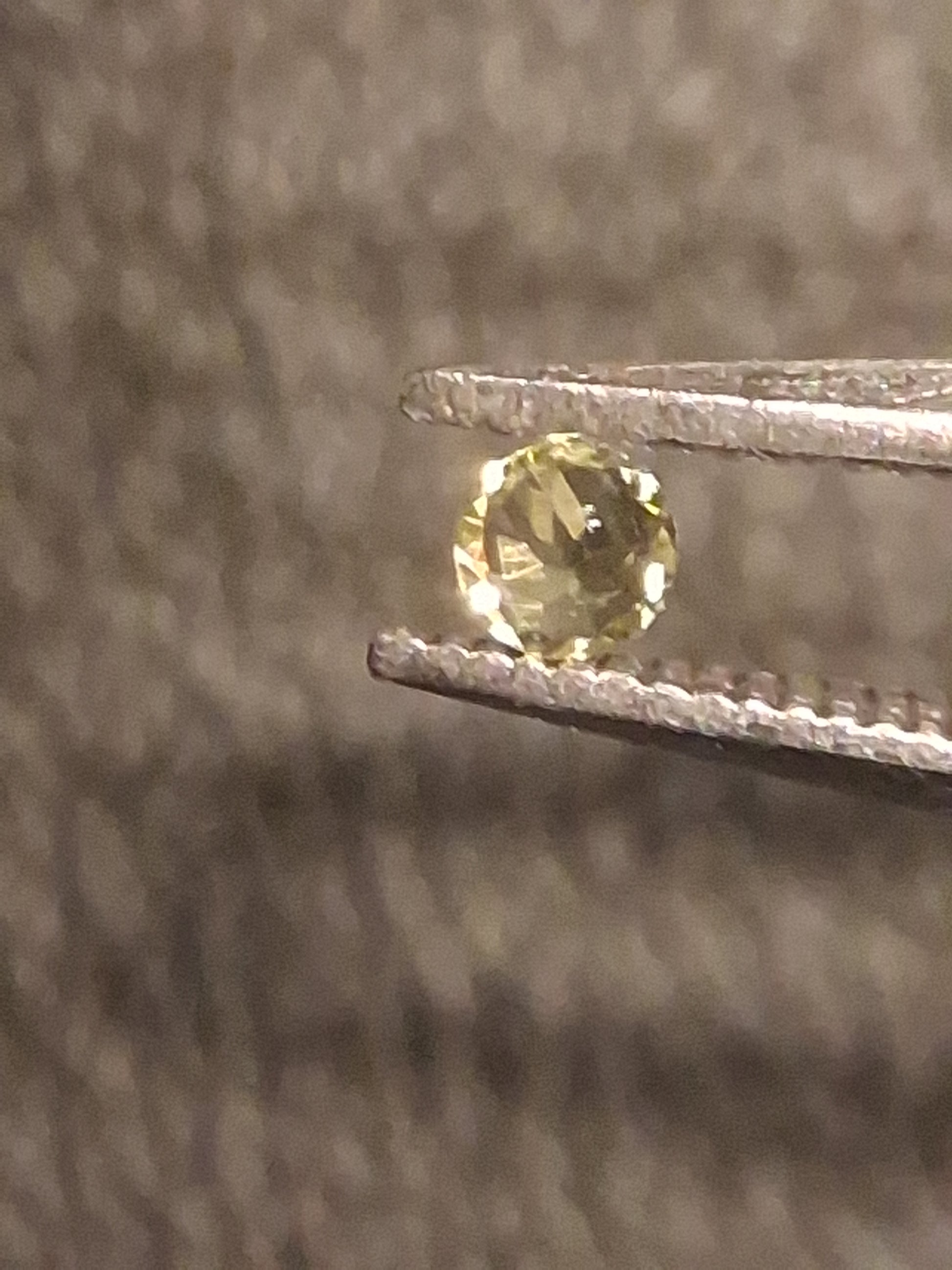 Natural Tourmaline - Green - 2 mm - 0.025 ct - round - excellent - unheated - Natural Gems Belgium