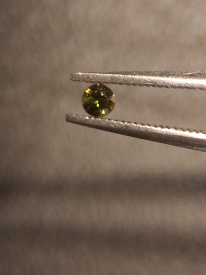 Natural Tourmaline - Green - 2 mm - 0.029 ct - round - excellent - unheated - Natural Gems Belgium