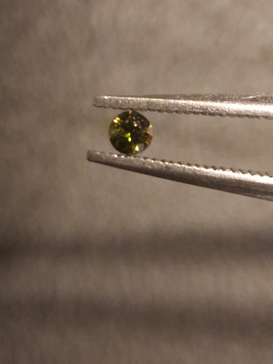 Natural Tourmaline - Green - 2 mm - 0.029 ct - round - excellent - unheated - Natural Gems Belgium