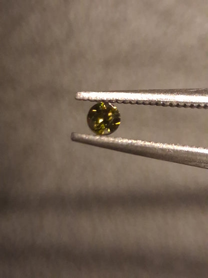 Natural Tourmaline - Green - 2 mm - 0.029 ct - round - excellent - unheated - Natural Gems Belgium
