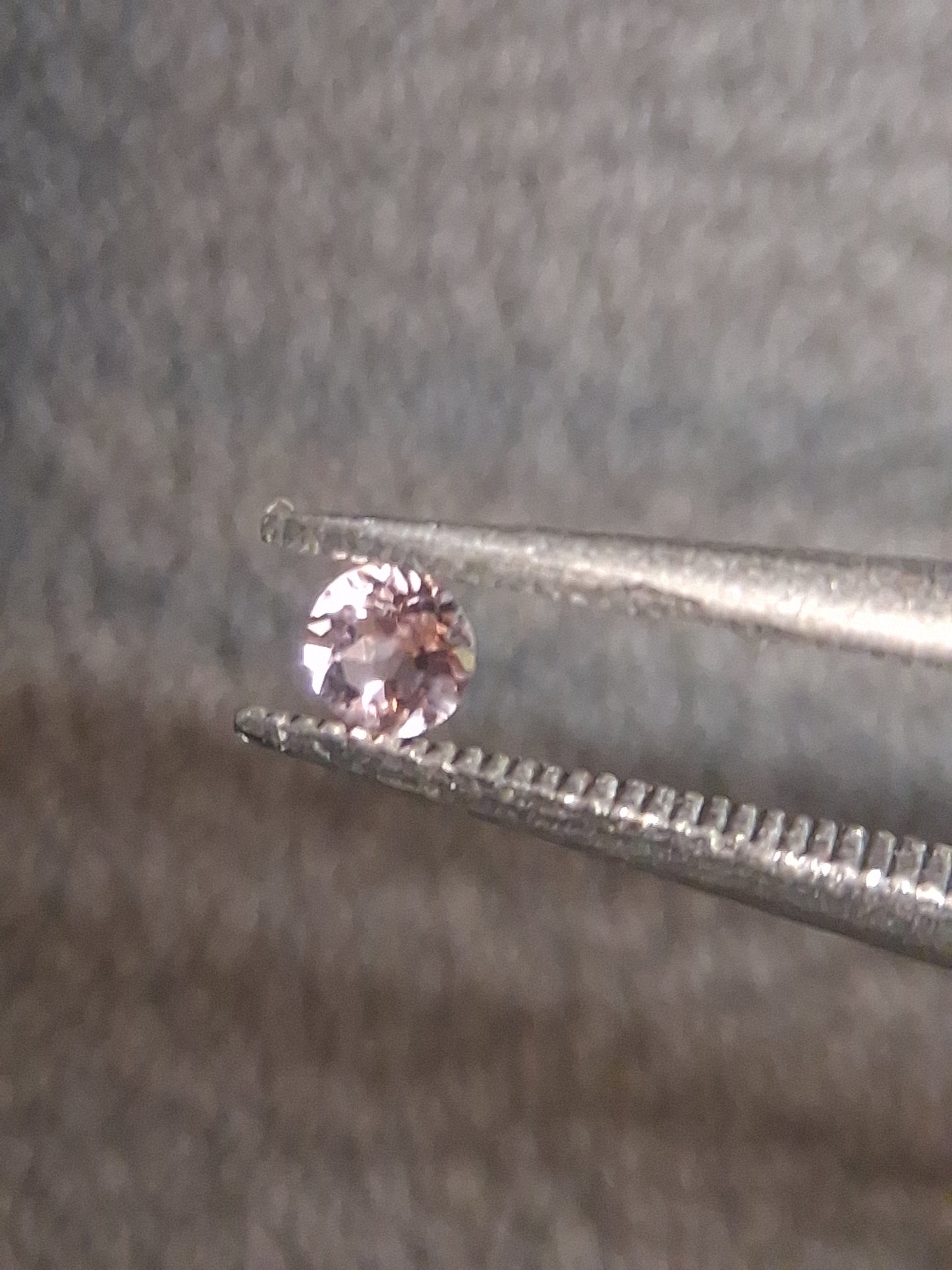 Natural Light Pink Tourmaline – Round Brilliant Faceted 0.061 Ct – Premium Loose Gemstone - Natural Gems Belgium