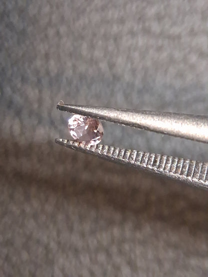 Natural Light Pink Tourmaline – Round Brilliant Faceted 0.061 Ct – Premium Loose Gemstone - Natural Gems Belgium