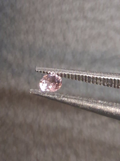 Natural Light Pink Tourmaline – Round Brilliant Faceted 0.061 Ct – Premium Loose Gemstone - Natural Gems Belgium