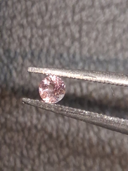 Natural Light Pink Tourmaline – Round Brilliant Faceted 0.063 Ct – Premium Loose Gemstone - Natural Gems Belgium