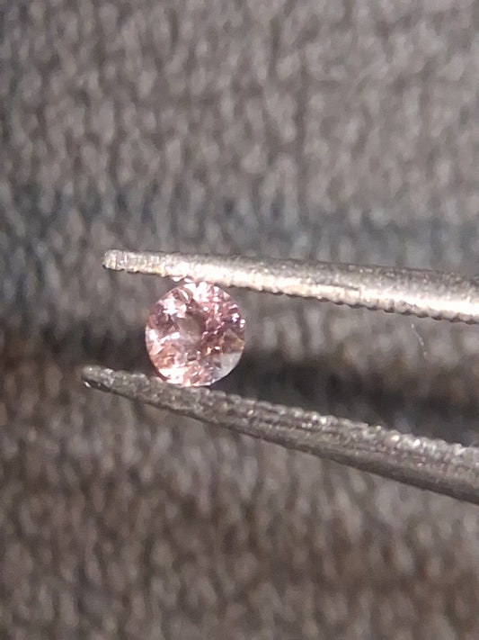 Natural Light Pink Tourmaline – Round Brilliant Faceted 0.063 Ct – Premium Loose Gemstone - Natural Gems Belgium