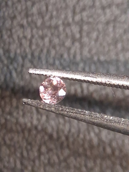 Natural Light Pink Tourmaline – Round Brilliant Faceted 0.063 Ct – Premium Loose Gemstone - Natural Gems Belgium