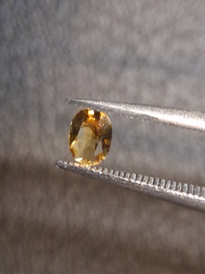 Natural Citrine Gemstone – Faceted Oval Cut 3x4 mm Golden Yellow | Loose Citrine Stone - Natural Gems Belgium