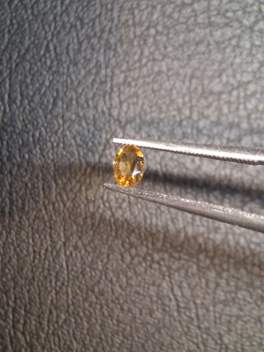 Natural Citrine – Faceted Oval Cut 3x4 mm 0.152 ct Golden Yellow | Loose Gemstone - Natural Gems Belgium