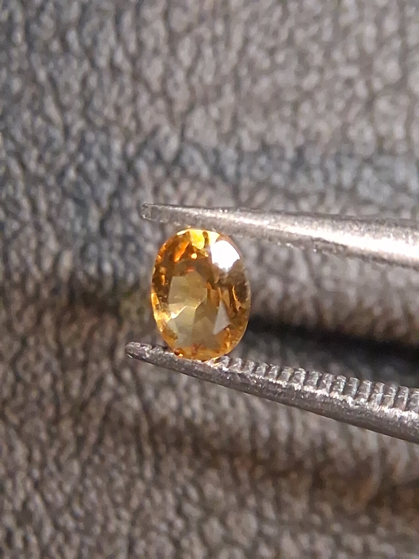 Natural Citrine – Faceted Oval Cut 3x4 mm 0.152 ct Golden Yellow | Loose Gemstone - Natural Gems Belgium