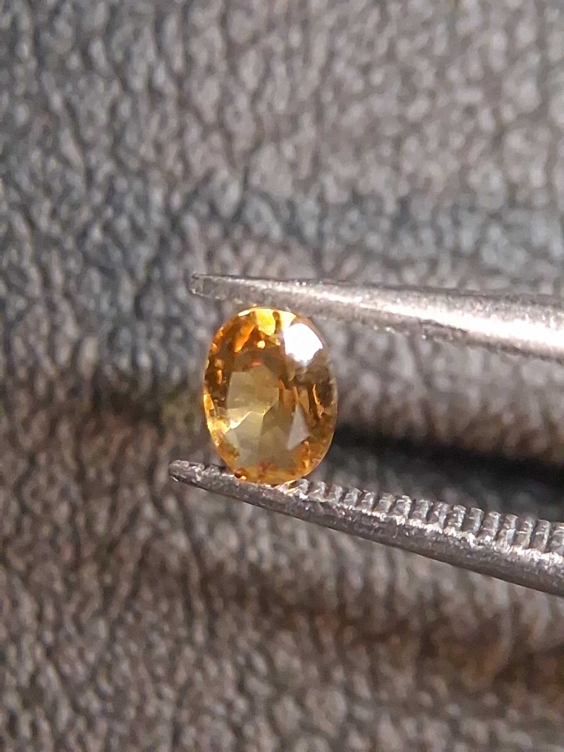 Natural Citrine – Faceted Oval Cut 3x4 mm 0.152 ct Golden Yellow | Loose Gemstone - Natural Gems Belgium