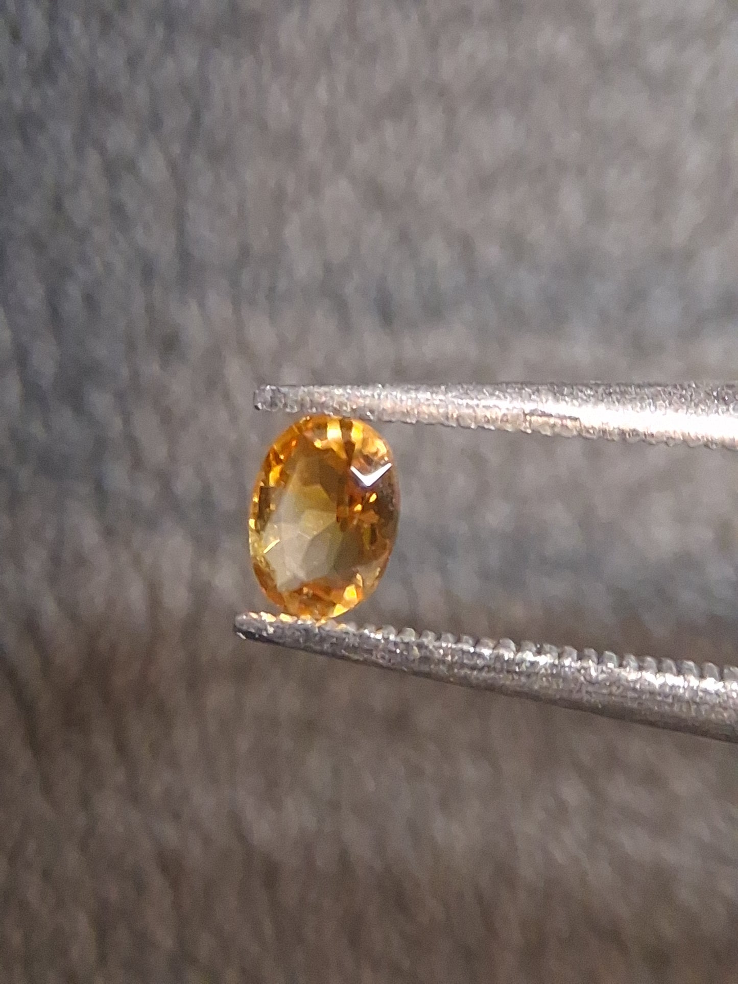Natural Citrine – Faceted Oval Cut 3x4 mm 0.147 ct Golden Yellow | Loose Gemstone - Natural Gems Belgium