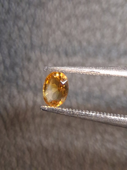 Natural Citrine – Faceted Oval Cut 3x4 mm 0.147 ct Golden Yellow | Loose Gemstone - Natural Gems Belgium