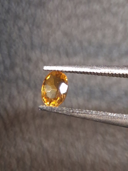 Natural Citrine – Faceted Oval Cut 3x4 mm 0.147 ct Golden Yellow | Loose Gemstone - Natural Gems Belgium