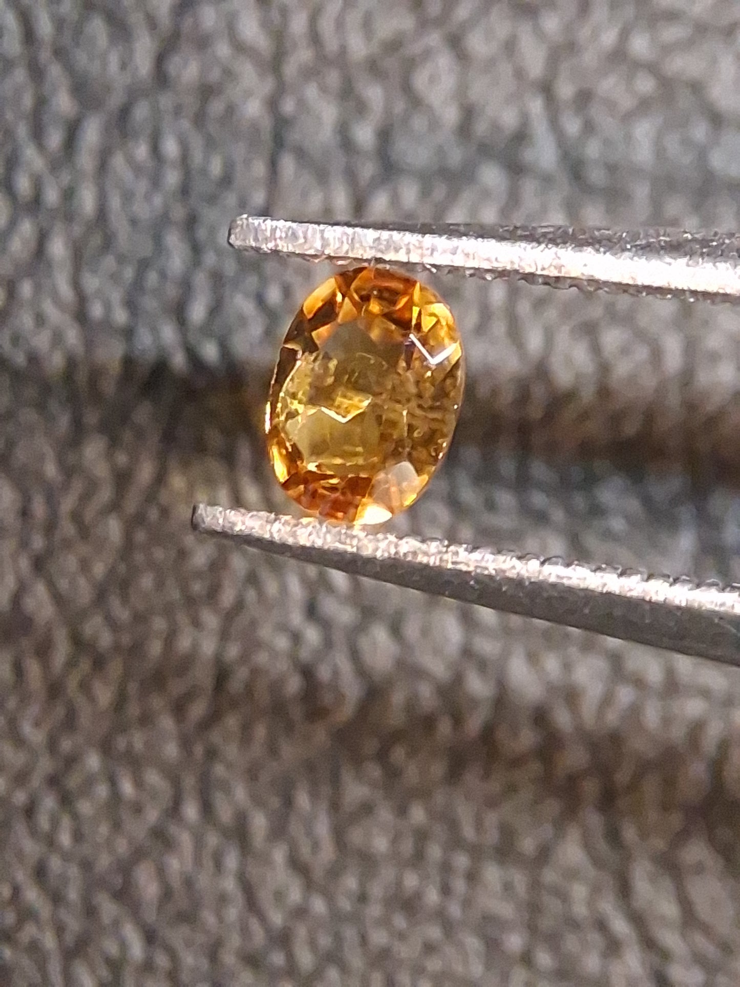 Natural Citrine – Faceted Oval Cut 3x4 mm 0.146 ct Golden Yellow | Loose Gemstone - Natural Gems Belgium
