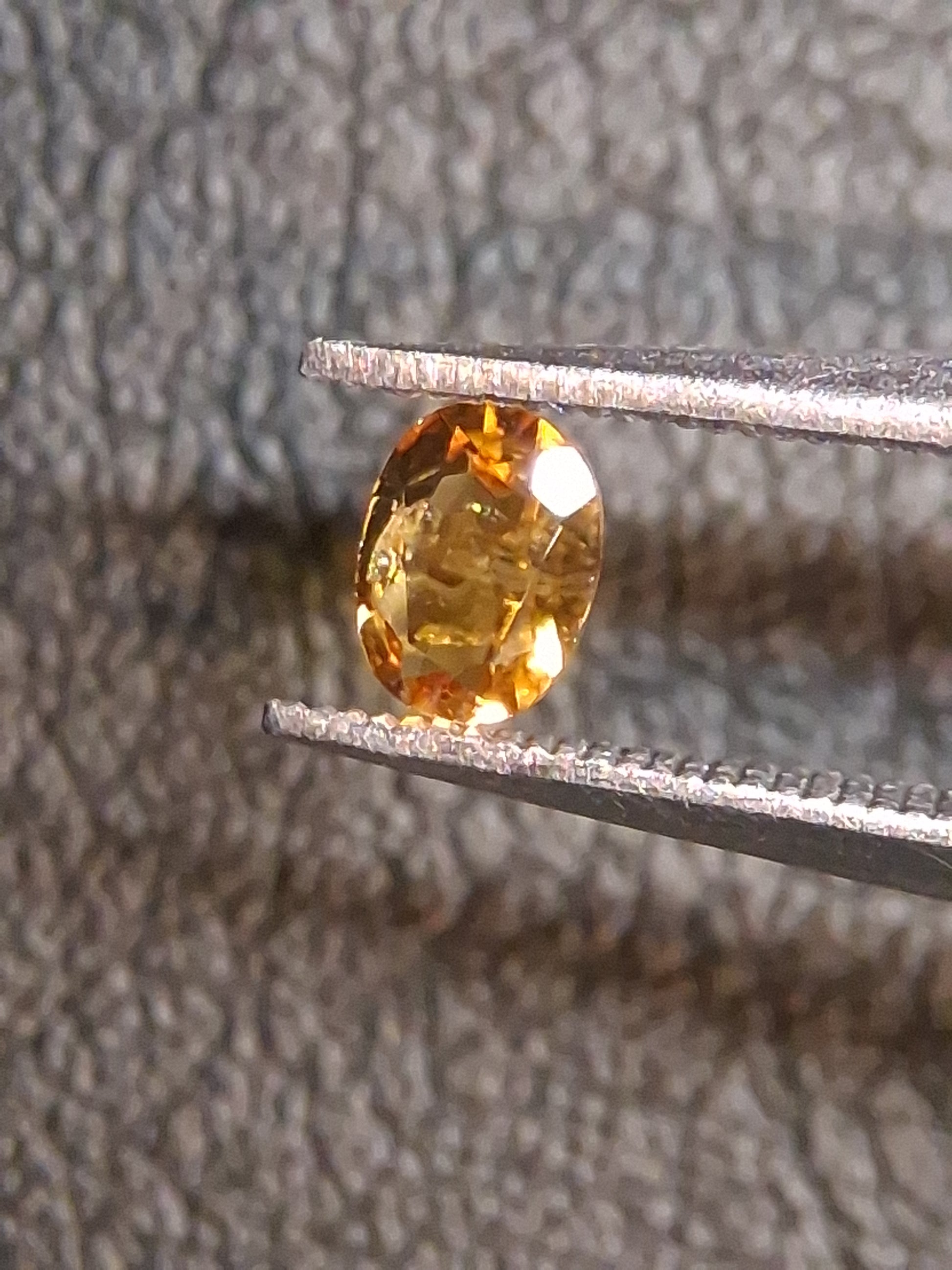 Natural Citrine – Faceted Oval Cut 3x4 mm 0.146 ct Golden Yellow | Loose Gemstone - Natural Gems Belgium
