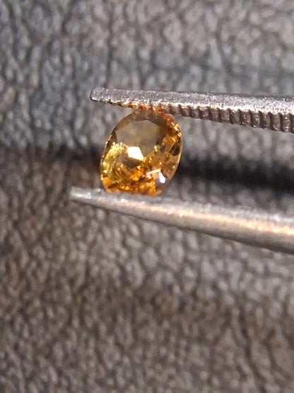 Natural Citrine – Faceted Oval Cut 3x4 mm 0.146 ct Golden Yellow | Loose Gemstone - Natural Gems Belgium