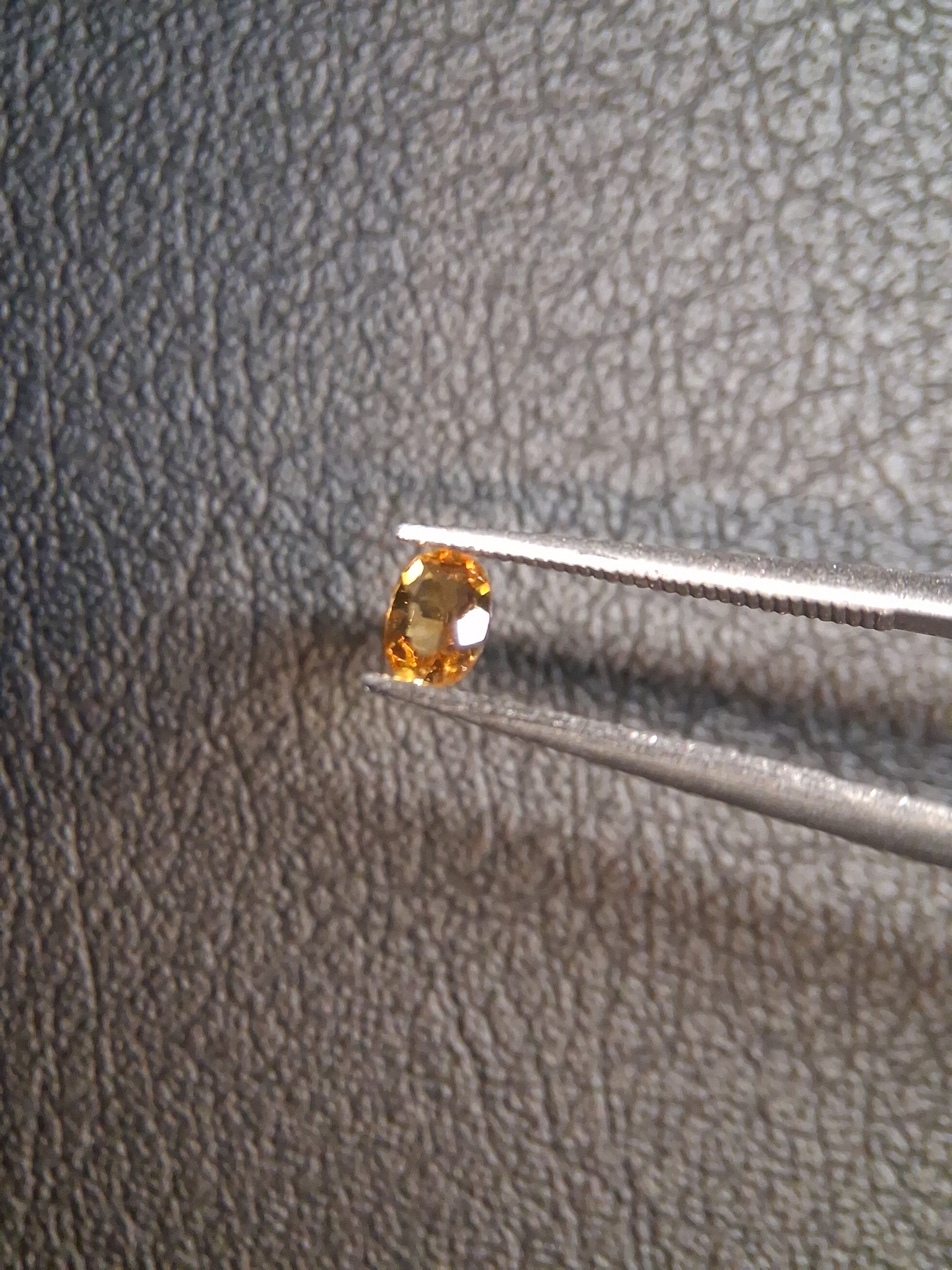 Natural Citrine – Faceted Oval Cut 3x4 mm 0.153 ct Golden Yellow | Loose Gemstone - Natural Gems Belgium