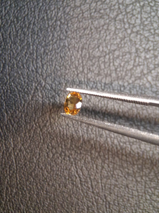 Natural Citrine – Faceted Oval Cut 3x4 mm 0.153 ct Golden Yellow | Loose Gemstone - Natural Gems Belgium