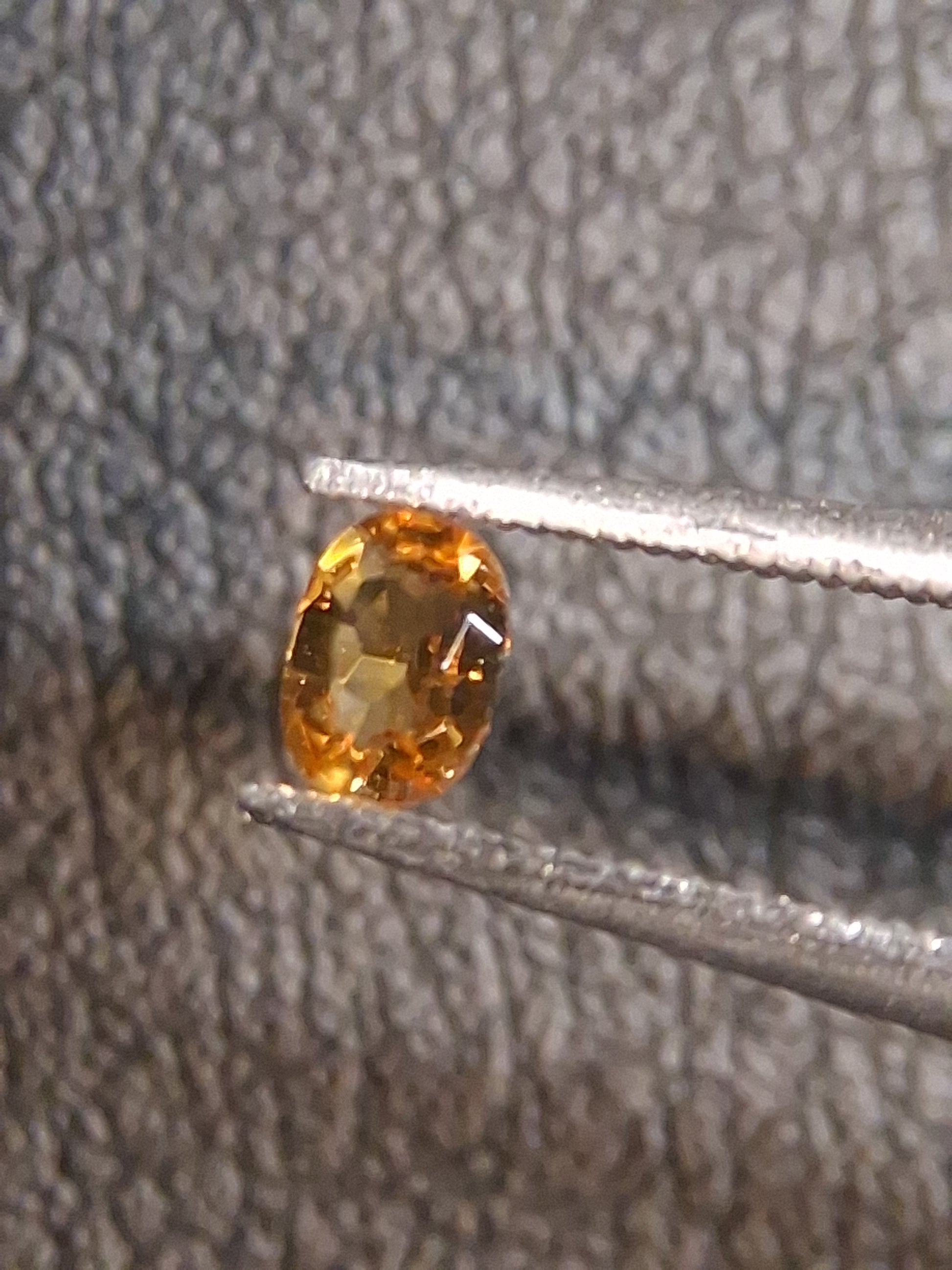 Natural Citrine – Faceted Oval Cut 3x4 mm 0.153 ct Golden Yellow | Loose Gemstone - Natural Gems Belgium