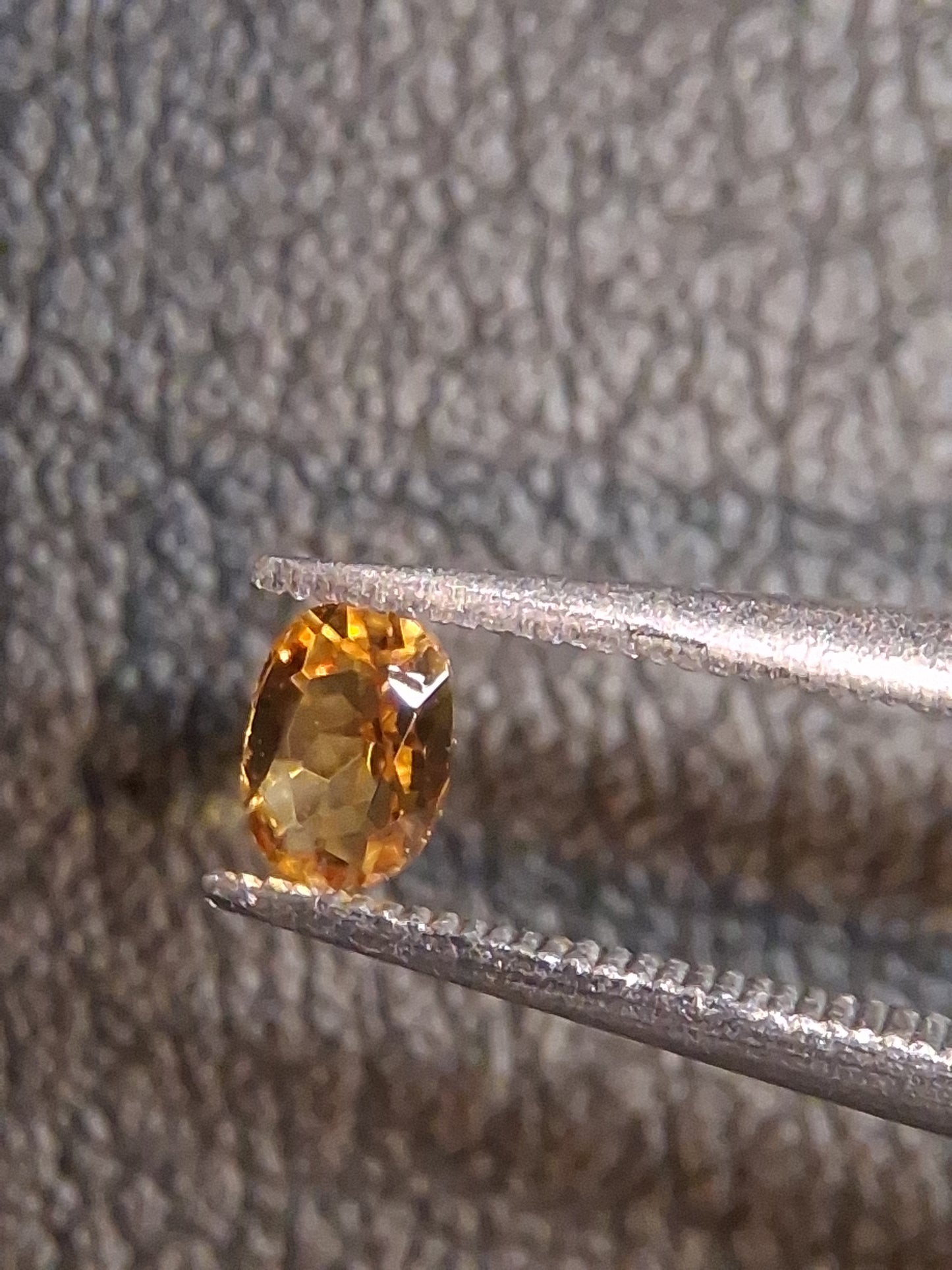 Natural Citrine – Faceted Oval Cut 3x4 mm 0.153 ct Golden Yellow | Loose Gemstone - Natural Gems Belgium