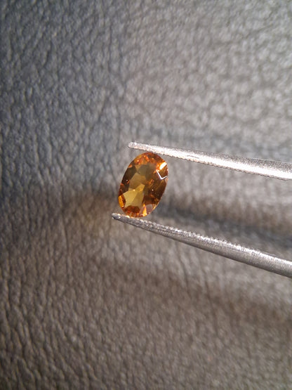 Natural Citrine – Faceted Oval Cut 4x6 mm 0.371 ct Honey Yellow | Loose Gemstone - Natural Gems Belgium