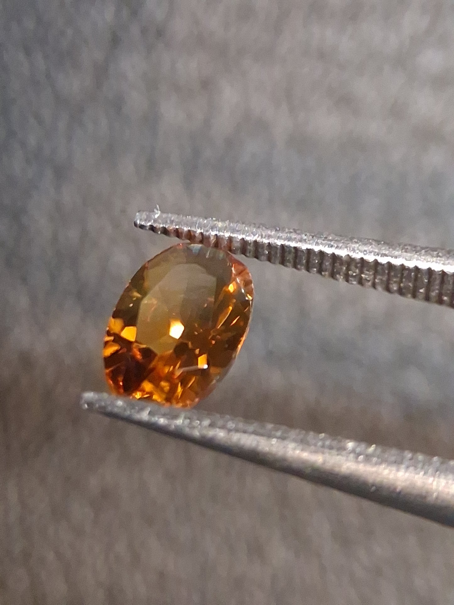 Natural Citrine – Faceted Oval Cut 4x6 mm 0.371 ct Honey Yellow | Loose Gemstone - Natural Gems Belgium