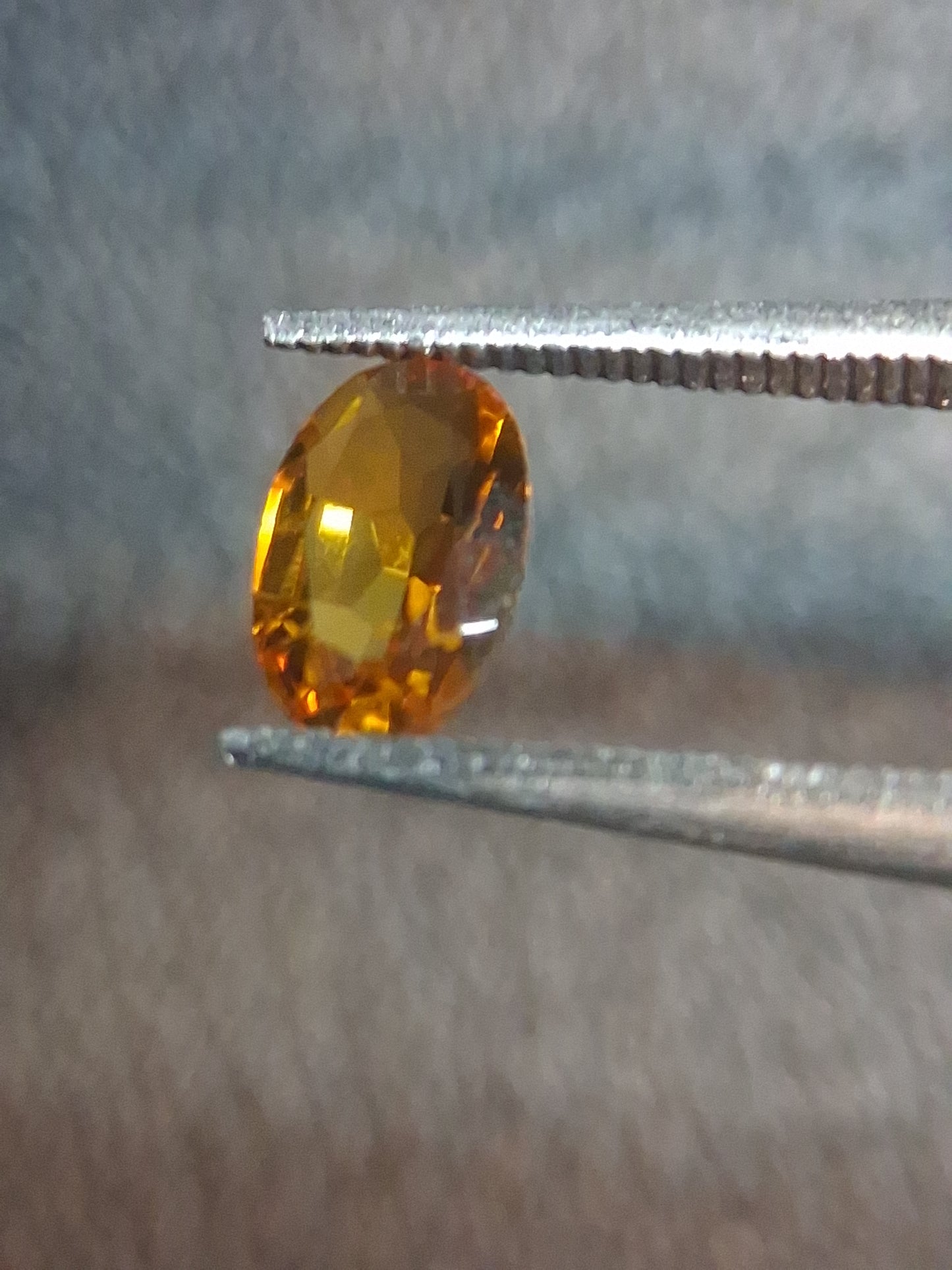 Natural Citrine – Faceted Oval Cut 4x6 mm 0.369 ct Honey Yellow | Loose Gemstone - Natural Gems Belgium