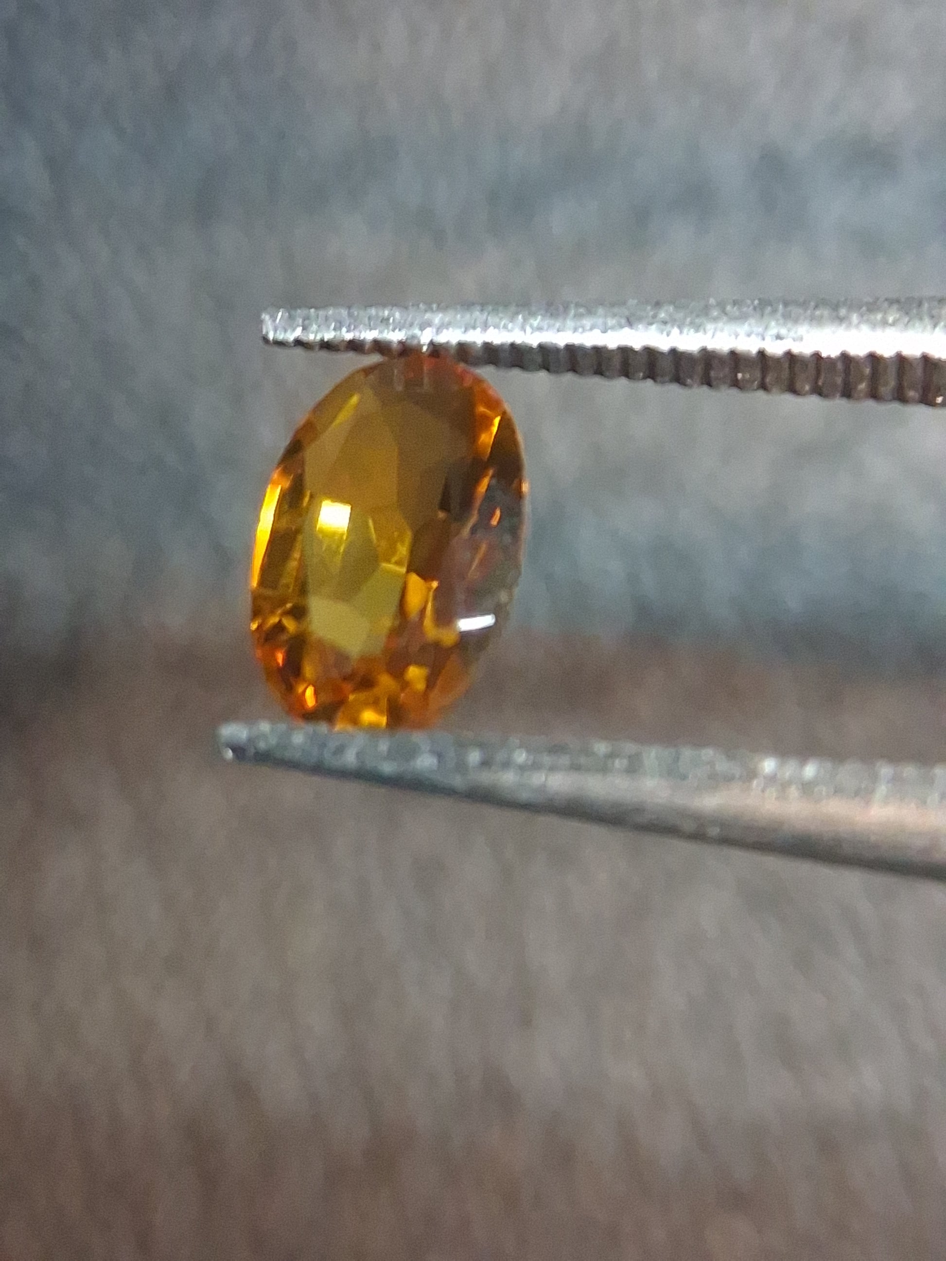 Natural Citrine – Faceted Oval Cut 4x6 mm 0.369 ct Honey Yellow | Loose Gemstone - Natural Gems Belgium