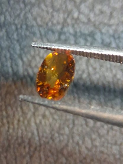 Natural Citrine – Faceted Oval Cut 4x6 mm 0.368 ct Honey Yellow | Loose Gemstone - Natural Gems Belgium