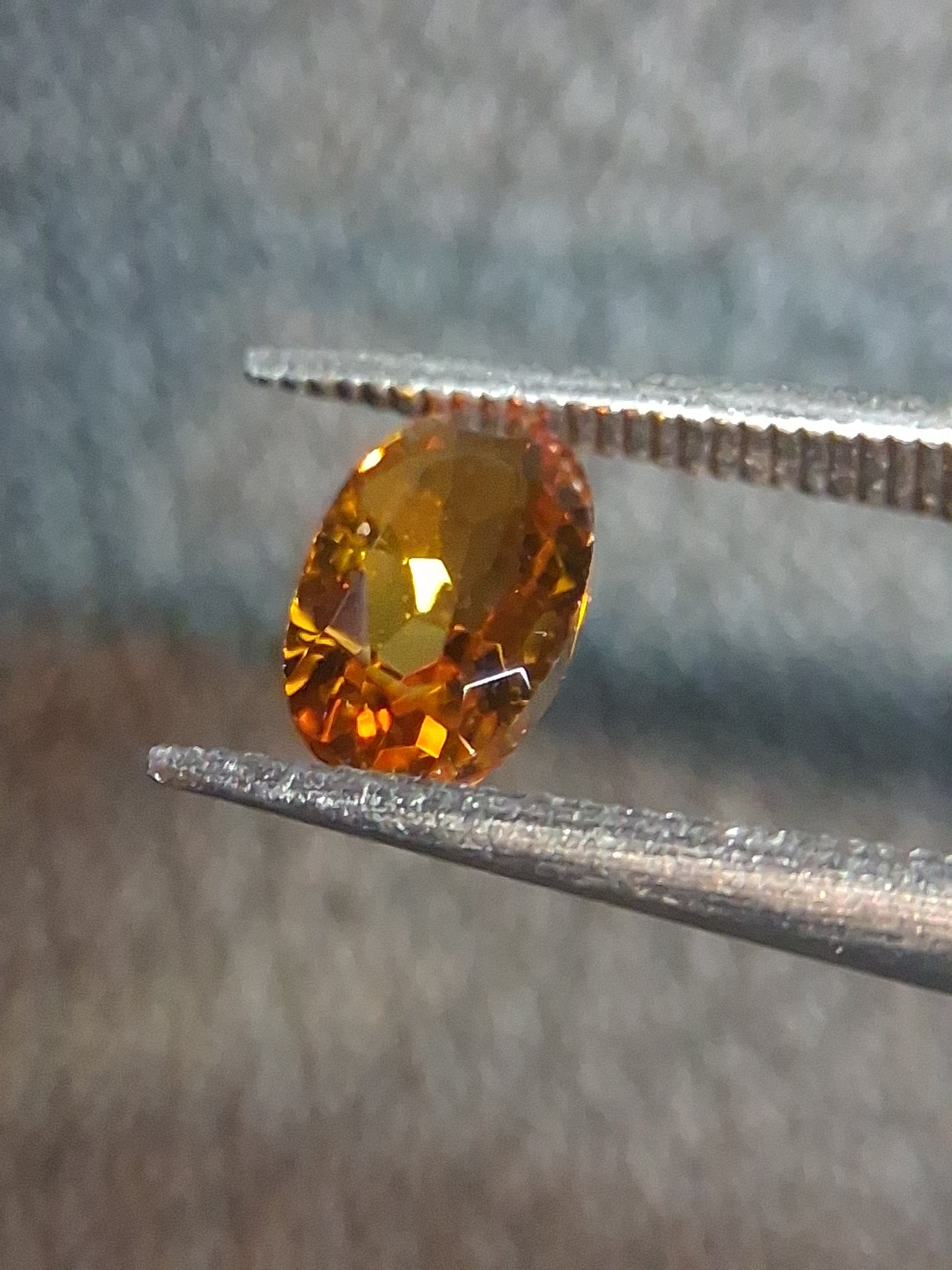 Natural Citrine – Faceted Oval Cut 4x6 mm 0.368 ct Honey Yellow | Loose Gemstone - Natural Gems Belgium