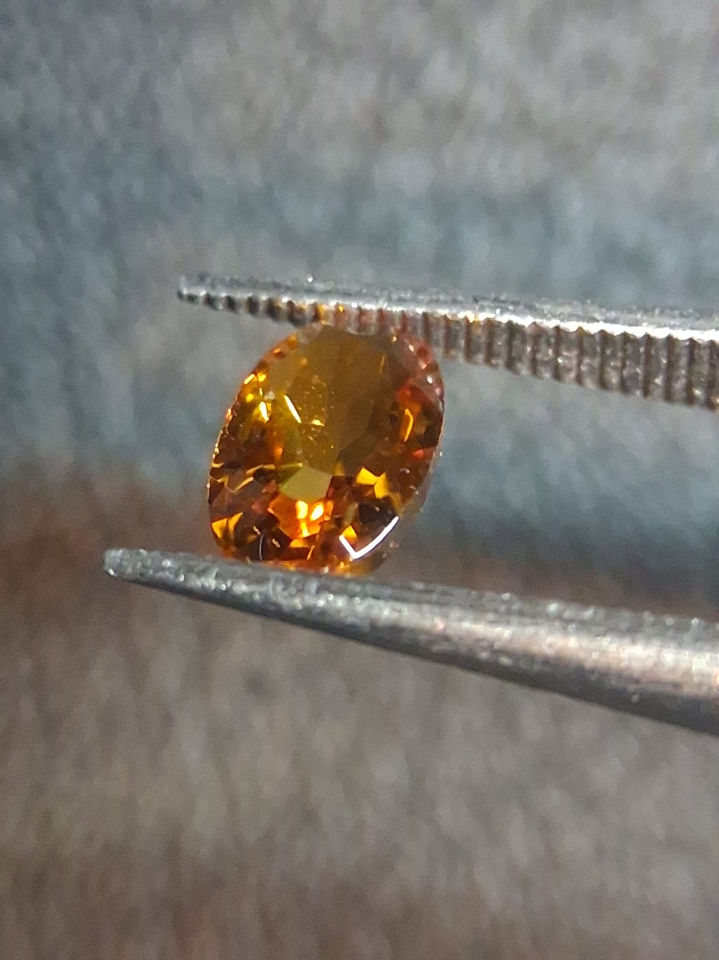 Natural Citrine – Faceted Oval Cut 4x6 mm 0.368 ct Honey Yellow | Loose Gemstone - Natural Gems Belgium