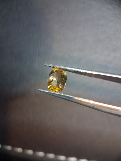 Natural Citrine – Faceted Oval Cut 5x7 mm 0.694 ct Sunlight Yellow | Loose Gemstone - Natural Gems Belgium