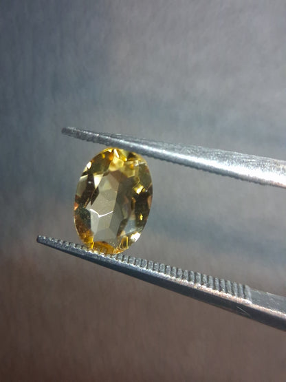 Natural Citrine – Faceted Oval Cut 5x7 mm 0.694 ct Sunlight Yellow | Loose Gemstone - Natural Gems Belgium