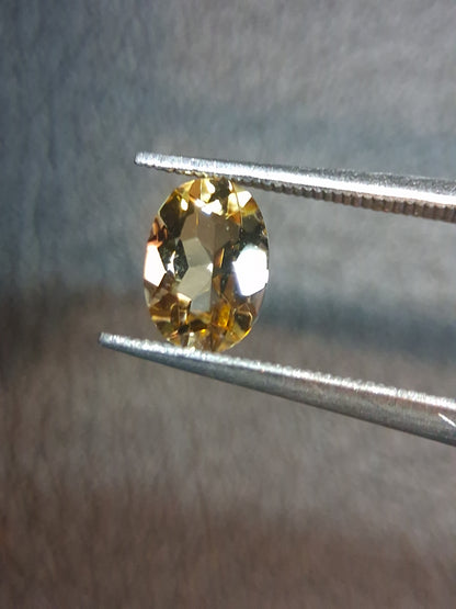 Natural Citrine – Faceted Oval Cut 5x7 mm 0.696 ct Sunlight Yellow | Loose Gemstone - Natural Gems Belgium