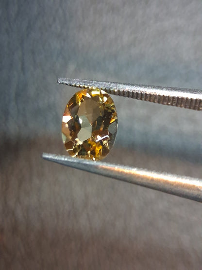 Natural Citrine – Faceted Oval Cut 5x7 mm 0.696 ct Sunlight Yellow | Loose Gemstone - Natural Gems Belgium