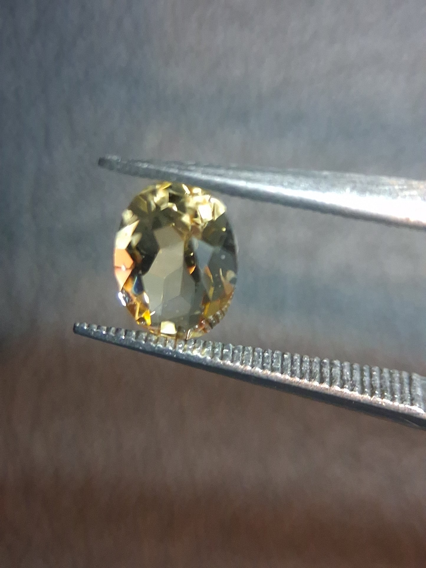 Natural Citrine – Faceted Oval Cut 5x7 mm 0.696 ct Sunlight Yellow | Loose Gemstone - Natural Gems Belgium