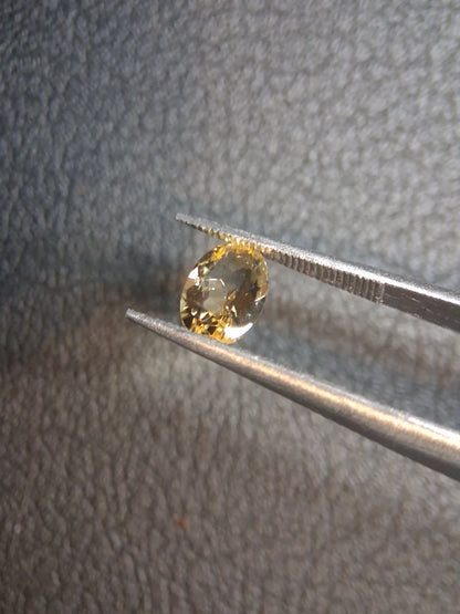 Natural Citrine – Faceted Oval Cut 5x7 mm 0.687 ct Sunlight Yellow | Loose Gemstone - Natural Gems Belgium