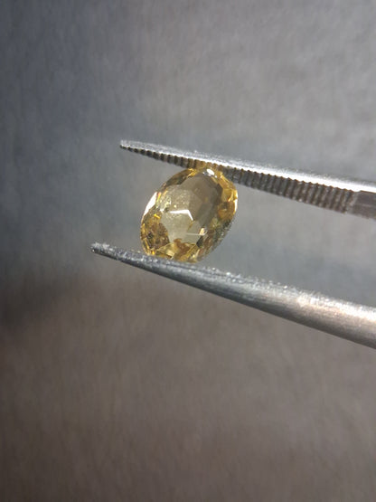 Natural Citrine – Faceted Oval Cut 5x7 mm 0.800 ct Sunlight Yellow | Loose Gemstone - Natural Gems Belgium