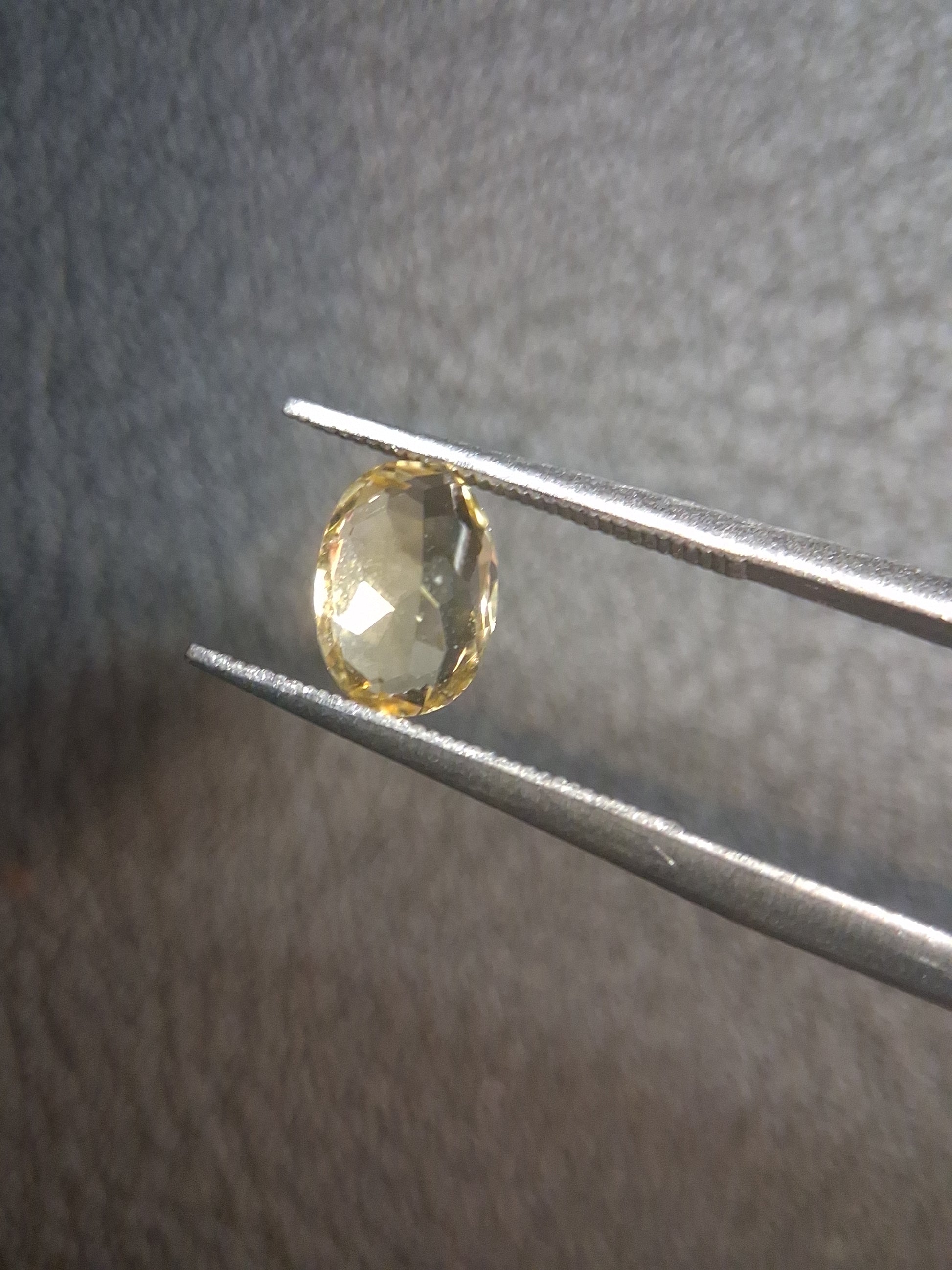 Natural Citrine – Faceted Oval Cut 5x7 mm 0.800 ct Sunlight Yellow | Loose Gemstone - Natural Gems Belgium
