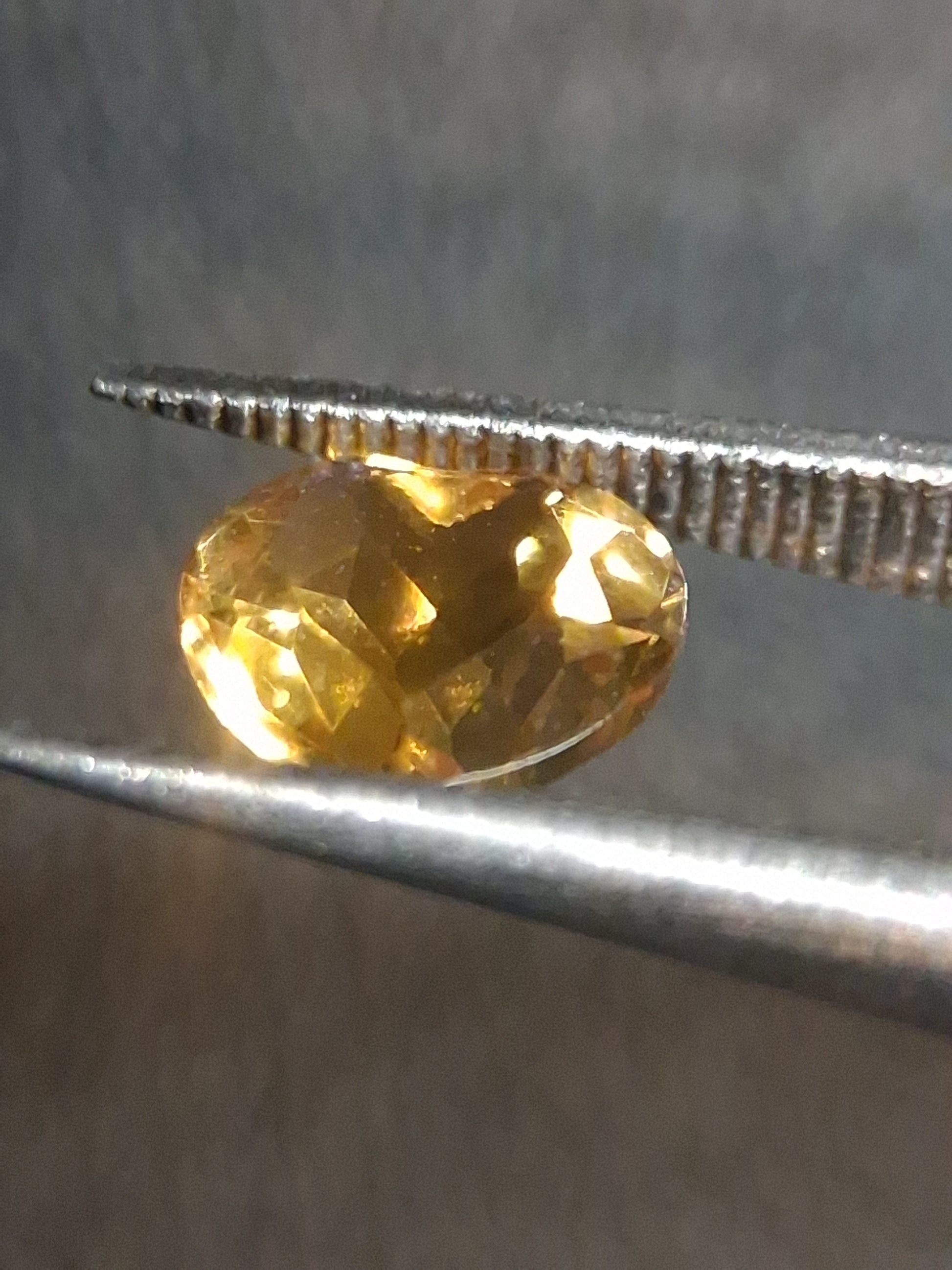 Natural Citrine Gemstone – Faceted Heart Cut 6x6 mm Yellow | Loose Citrine Stone 0.720 ct - Natural Gems Belgium