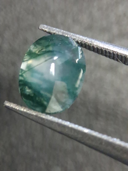 Natural Moss Agate 6x8 mm Oval Faceted – 1.111 ct Dentritic Agate Gemstone - Natural Gems Belgium