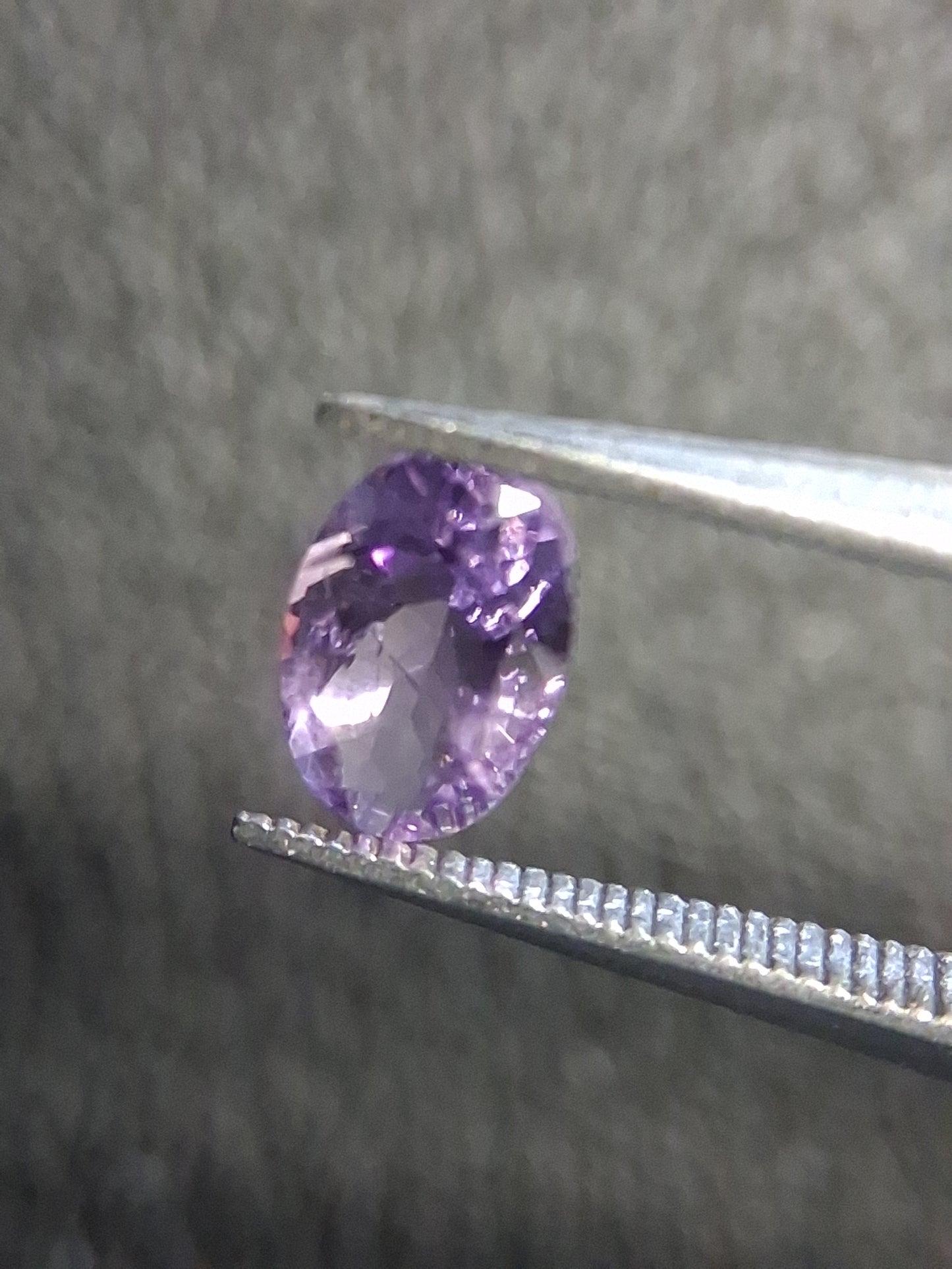 Medium Purple Amethyst Oval Faceted 0.435 ct – Natural Amethyst Gemstone - Natural Gems Belgium
