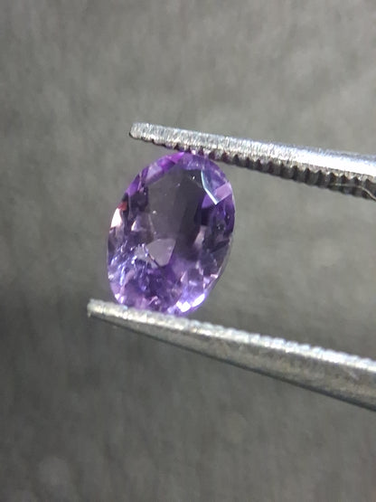 Medium Purple Amethyst Oval Faceted 0.435 ct – Natural Amethyst Gemstone - Natural Gems Belgium