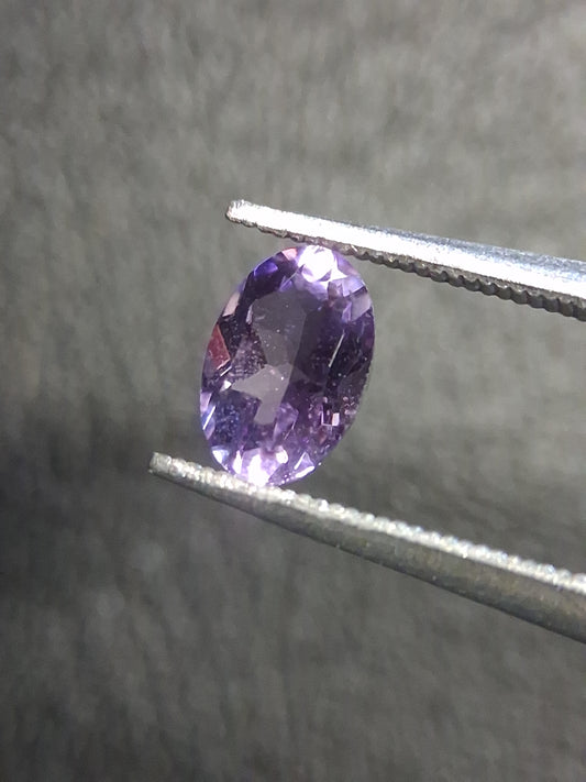Medium Purple Amethyst Oval Faceted 0.465 ct – Natural Amethyst Gemstone - Natural Gems Belgium