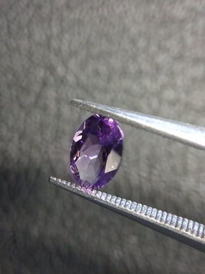 Medium Purple Amethyst Oval Faceted 0.445 ct – Natural Amethyst Gemstone - Natural Gems Belgium